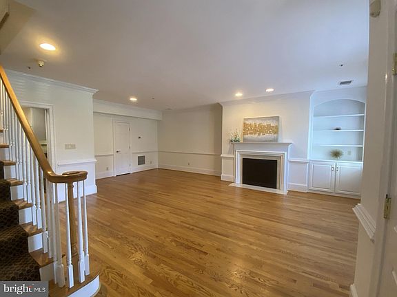3rd image of 456 S Union St