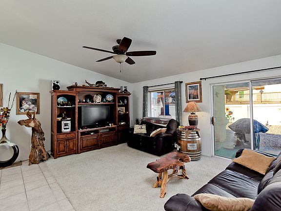 2nd image of 4121 Carlsbad Dr