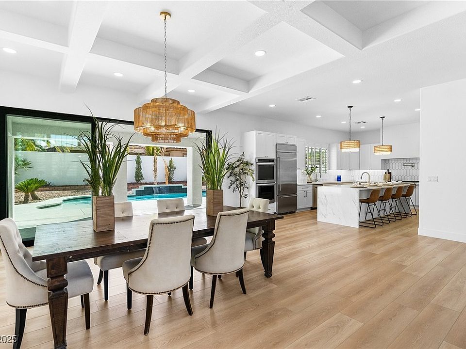 1st image of 5225 Villa Dante Ave