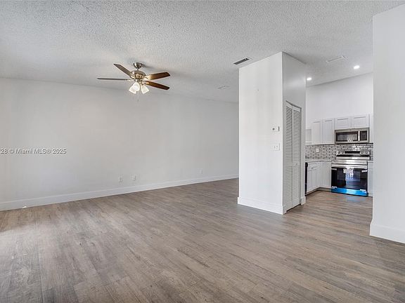 3rd image of 18220 Mediterranean Blvd #6-18