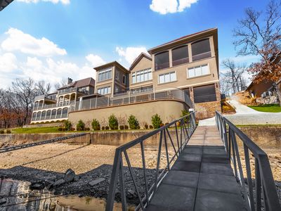 190 Via Cresta Dr, Sunrise Beach, MO, 65079