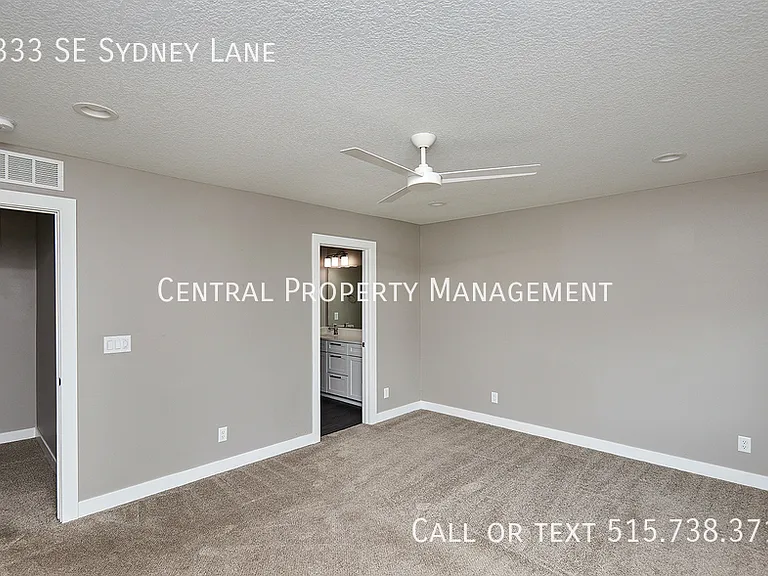2333 SE Sydney Ln — Photo 15