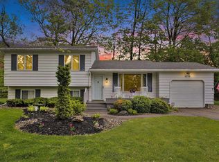 2210 Inglewood Ter, Owosso, MI 48867