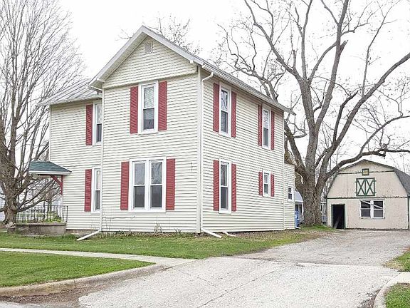 2nd image of 219 N Oak St