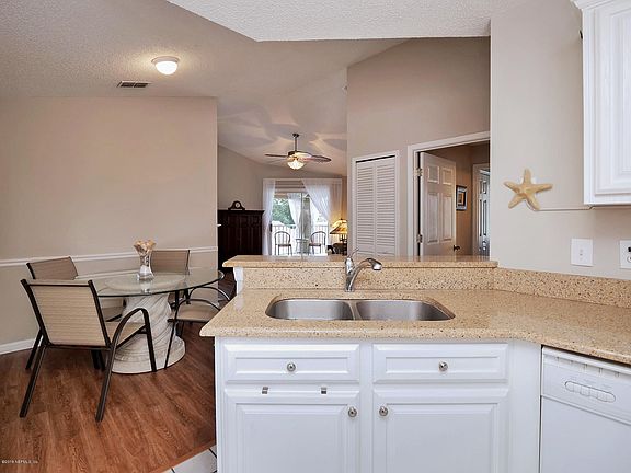 5th image of 300 Sandiron Cir Unit 337