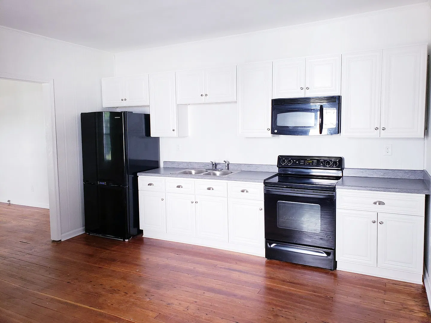 509 W 2nd Avenue Units — Photo 3