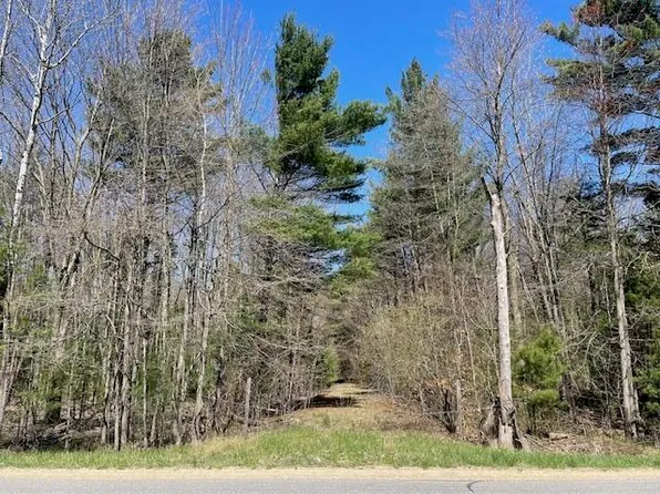 4980 E Fruitport Rd, Fruitport, MI 49415