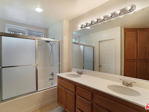 4th image of 27933 Maywood Bend Dr
