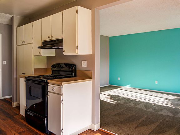 5th image of 12601 SE River Rd APT 321