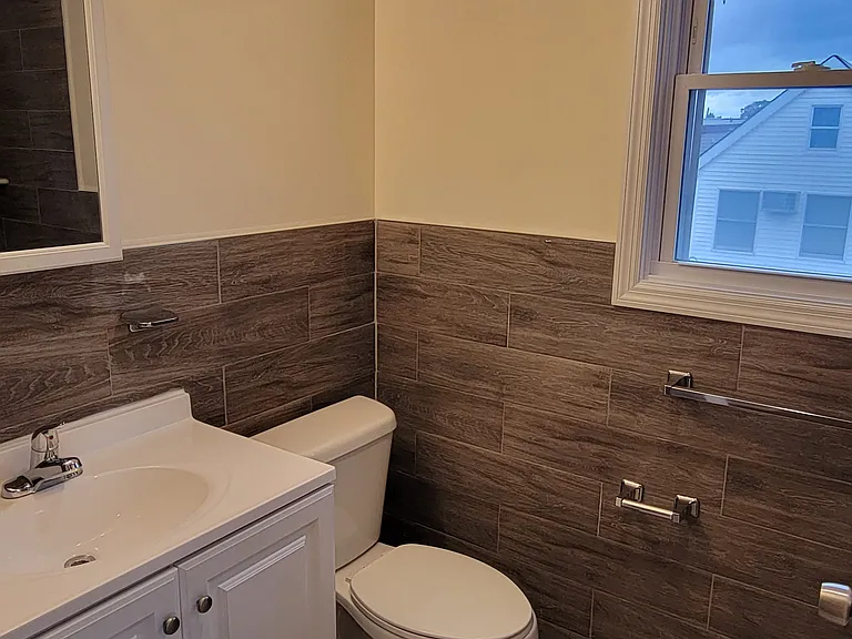 408 Niles St #2 — Photo 18
