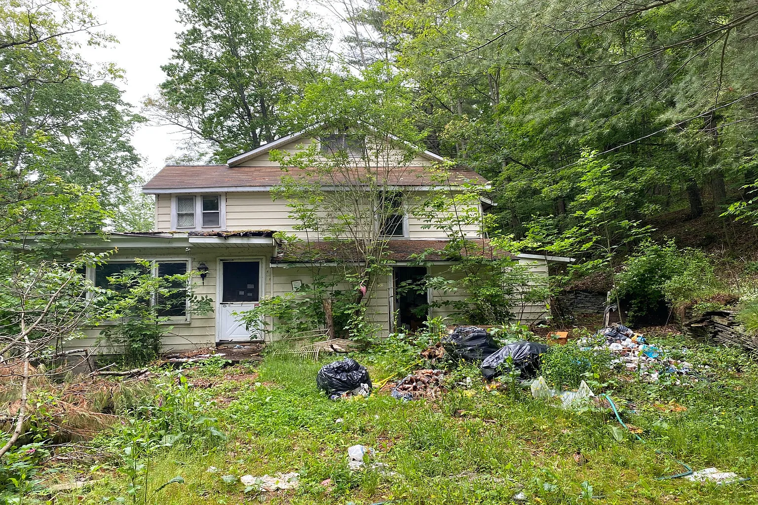 2550 Silver Lake Rd photo 1
