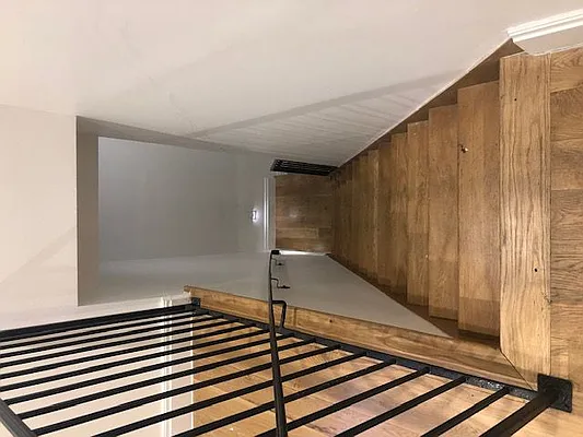 Rented by Carnegie Management Inc | media 9