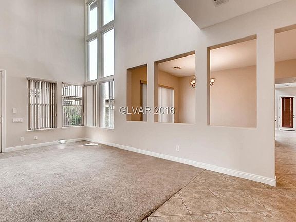 5th image of 304 Lorelei Rock St