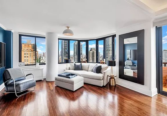2nd image of 300 E 62nd St APT 2902