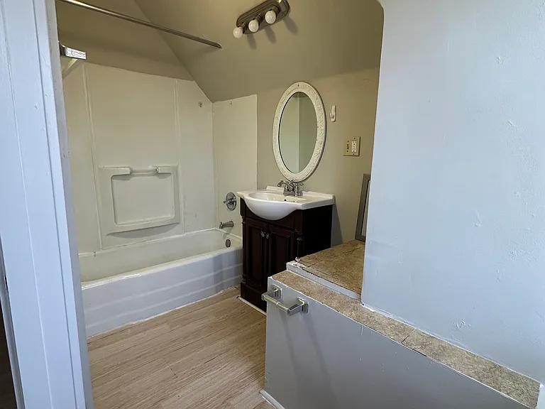 2659 Bellevue Ave #3 — Photo 7