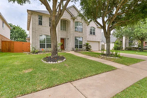 15707 Sandisfield Ln Photo 1