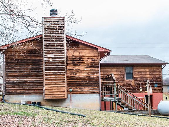 4th image of 4824 Chase Hill Dr #2
