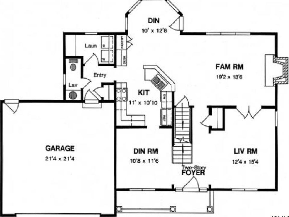 2nd image of 4 Emerald Ln