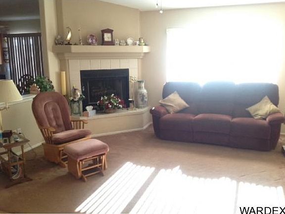 3rd image of 4065 S Nicholas Dr