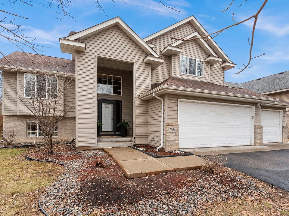 1st image of 10924 Fox Hollow Ln N