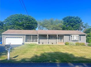 69 Roseland Ter, Tiverton, RI 02878
