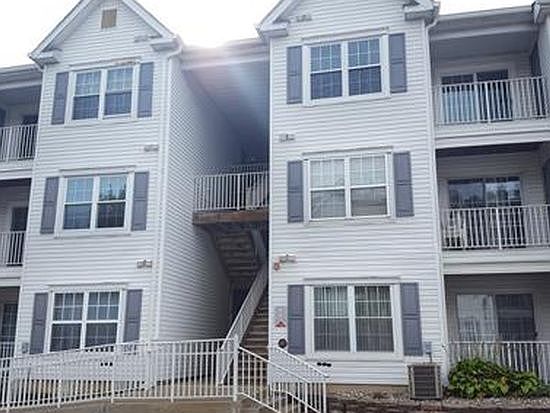 2nd image of 1728 Waterford Dr