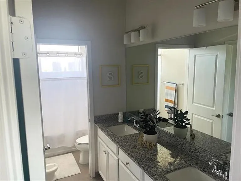 10957 SW 232nd Ter — Photo 9