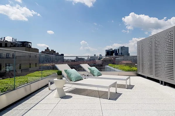 Rented by Two Trees | media 39