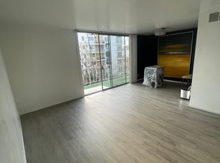 100 S Doheny Dr APT 422, Los Angeles, CA 90048