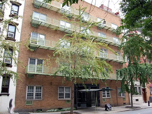 Rented by Aclawrence | media 8