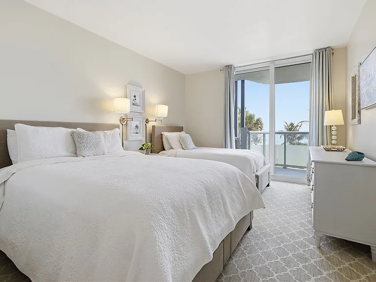 3554 Ocean Drive 703S #403N — Photo 15