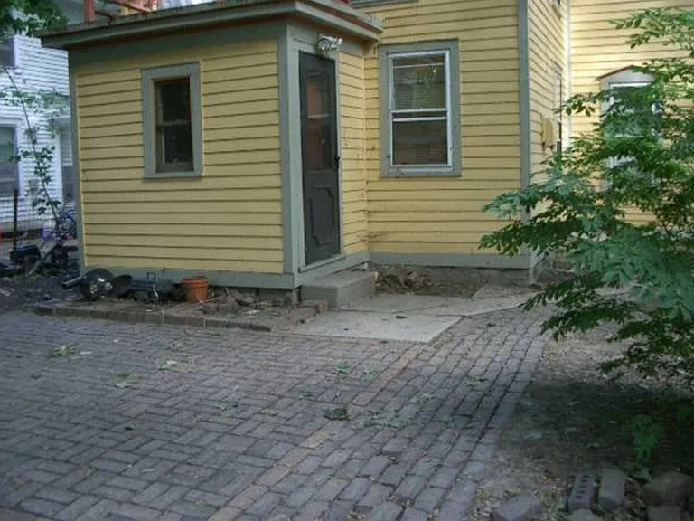 1144 E Johnson St #1 — Photo 17