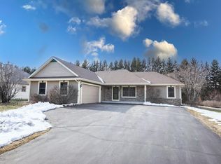 4131 Carneros Way, Jackson, WI 53037