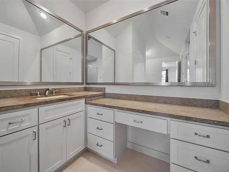42 Wooded Park Pl — Photo 19