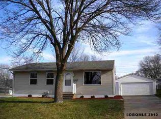 2490 Martin Dr, Dubuque, IA 52001
