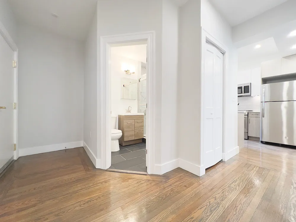 1 bed, 700 sqft, $3,100 — Photo 4
