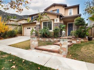 33 Sandstone Way, Azusa, CA 91702
