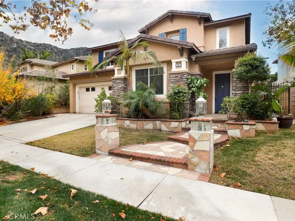 33 Sandstone Way, Azusa, CA 91702