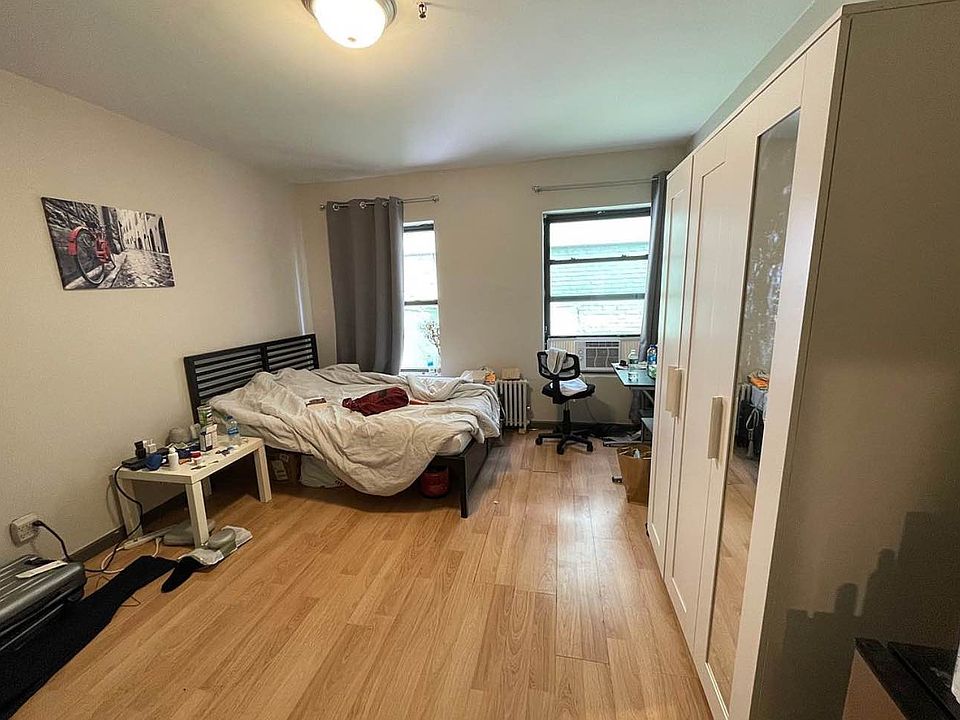 1st image of 307 E 14th St #401