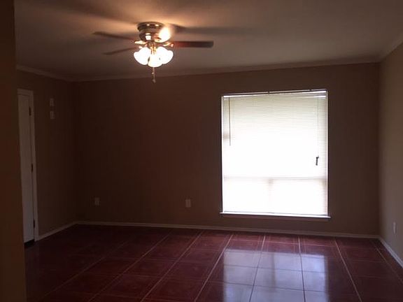 5th image of 1810 Brickarbor Dr