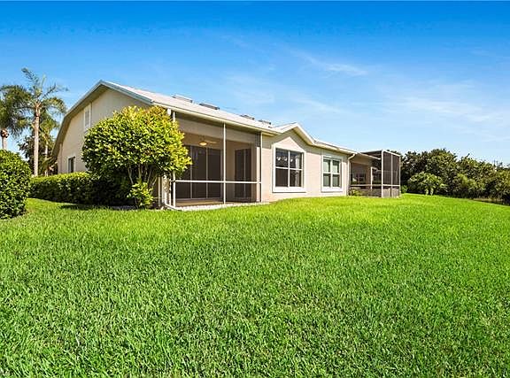 2nd image of 12790 Devonshire Lakes Cir