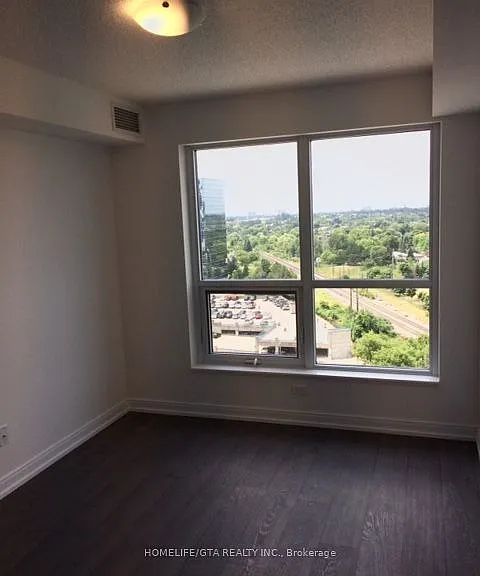 255 Village Green Sq #1905 — Photo 6