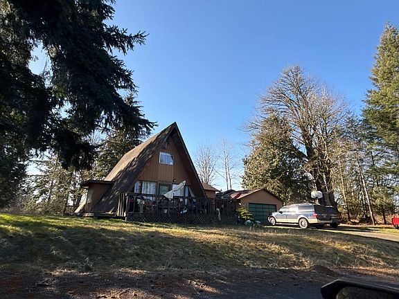 3rd image of 73541 Debast Rd