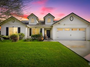 9000 Farmington Way, Bakersfield, CA 93313