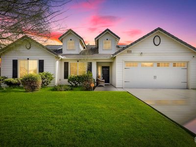 9000 Farmington Way, Bakersfield, CA, 93313