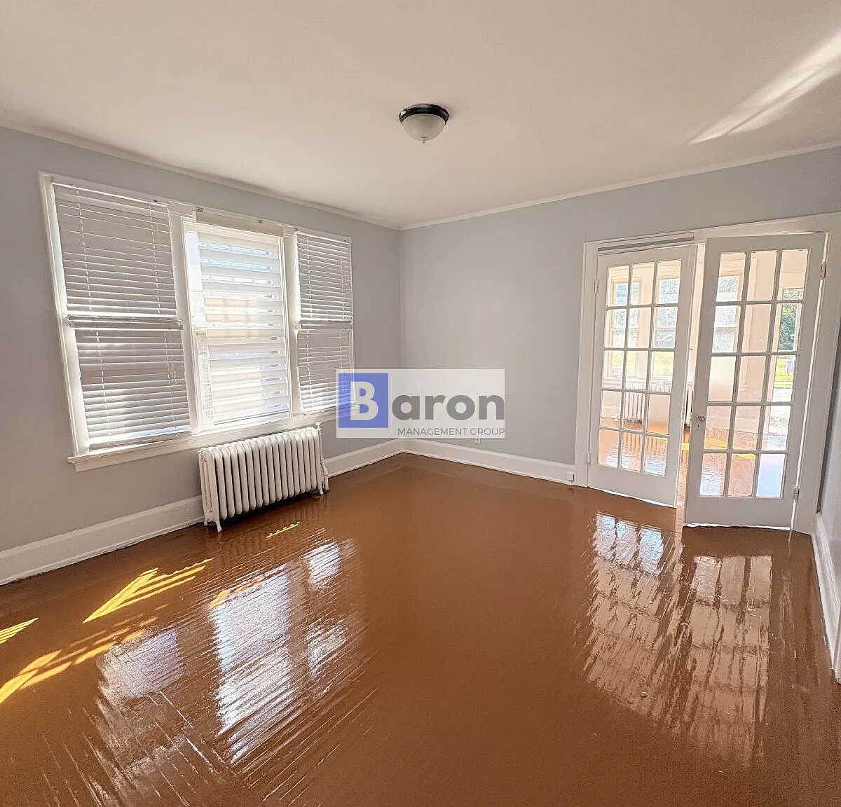 3-Bed with Hardwood Floors 4216 W 8th St, Cincinnati!" — Photo 4