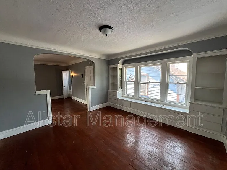 3255 E 139th St #UP — Photo 21