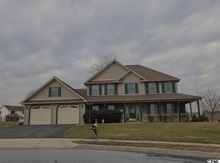 1351 Huckleberry Ct, Middletown, PA 17057