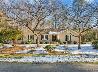 203 Woodbine Dr, Williamsburg, VA