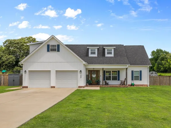 146 Malibu Ln, Killen, AL 35645